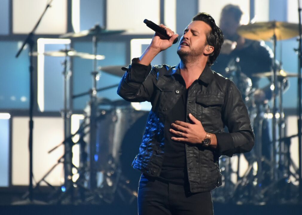 2017: Luke Bryan makes history with his album ‘Crash My Party’